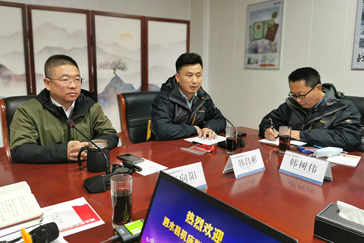 【整理】泗水機(jī)床附件行業(yè)協(xié)會(huì)來(lái)訪照片L1020褚少青 (8).jpg